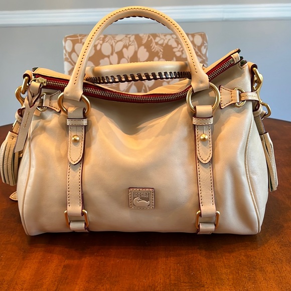 Dooney & Bourke Handbags - Dooney and Bourke Florentine Satchel